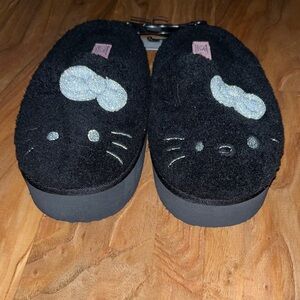 Forever 21 Black Hello Kitty Slippers